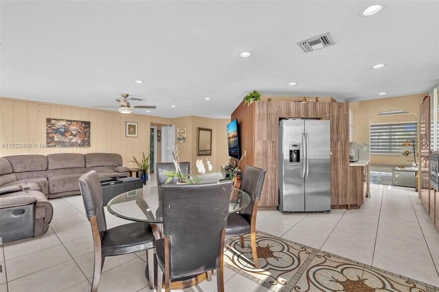 Building Photo - 16408 Sapphire Pl