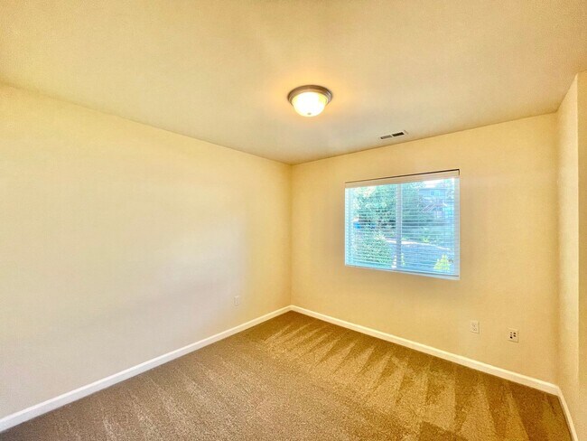 Building Photo - Great Home for rent