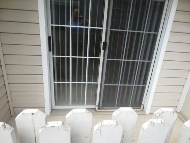 Building Photo - 2 BR, 1 BA Condo Military HWY & Indian River Rd