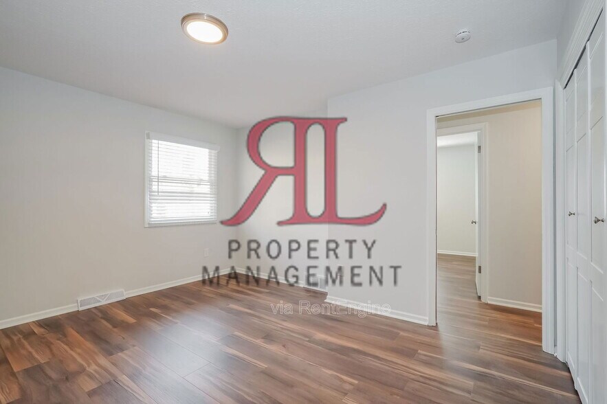 Building Photo - 1871 Drew Ave