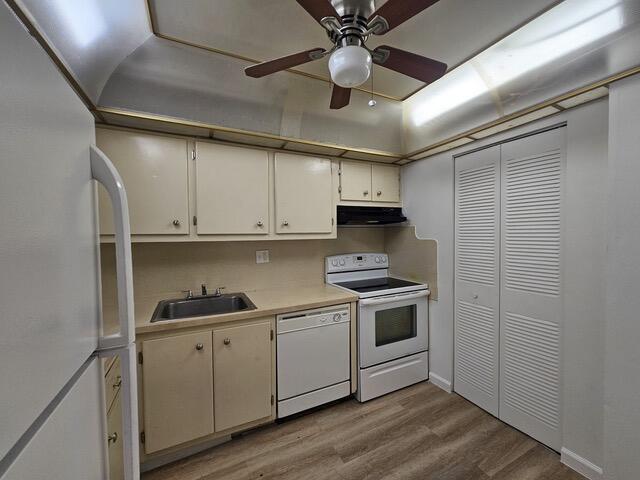 Building Photo - 7901 S Colony Cir