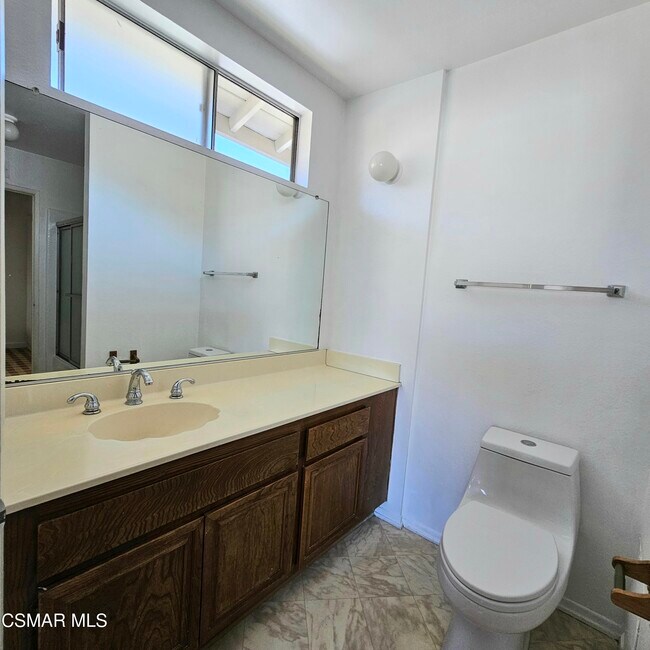 Building Photo - 346 Green Moor Pl