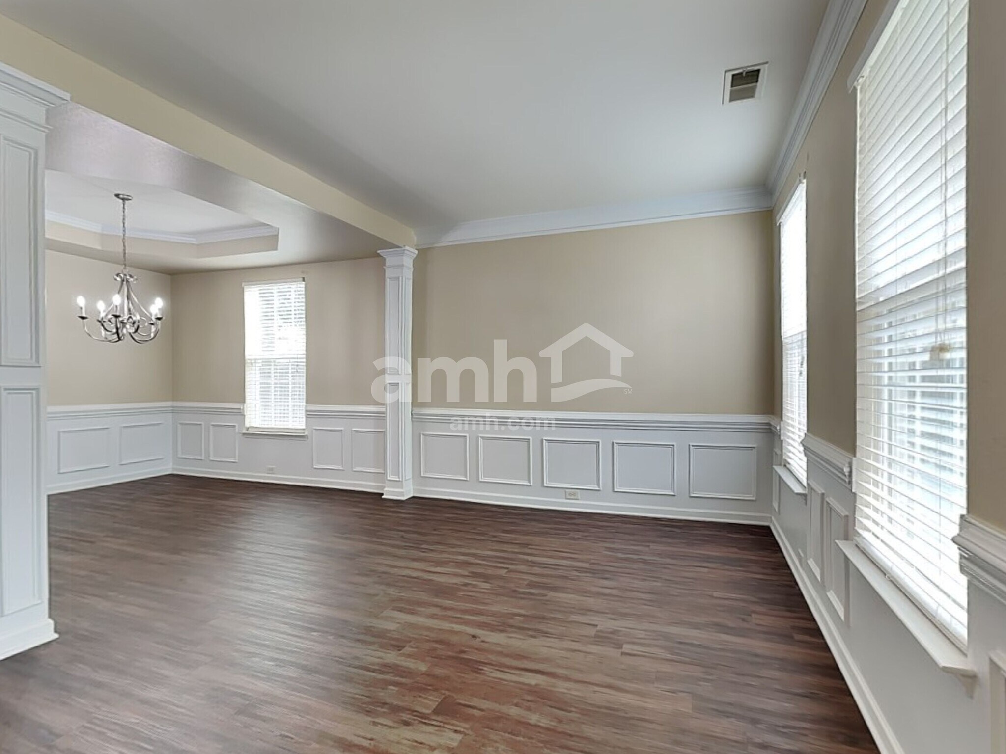 Building Photo - 2572 Viola Ct