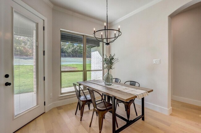 Building Photo - 1007 Meadow Wood Ter