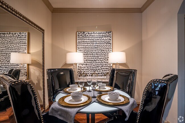 Building Photo - Spacious Living + Special Offers Available!