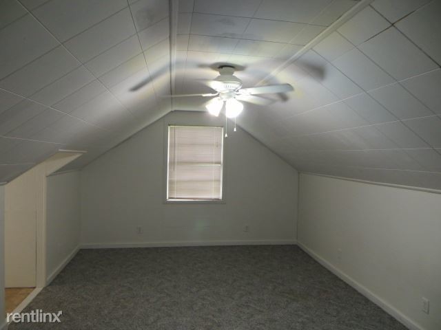 Building Photo - 3 br, 1.5 bath House - 244 Lower Myrick Rd