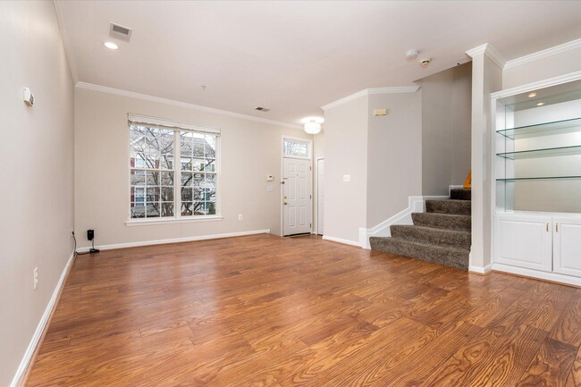 Building Photo - 77 Harbour Heights Dr