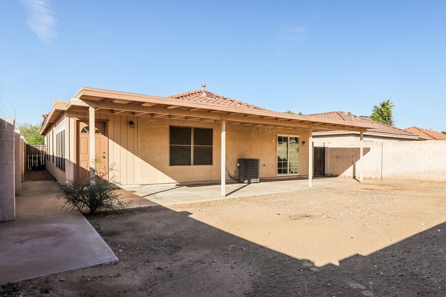 Building Photo - 18611 North 22nd St