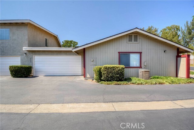 Primary Photo - 1644 Carmel Cir E
