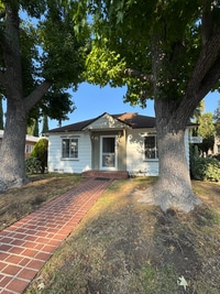 Building Photo - 5052 Colfax Ave