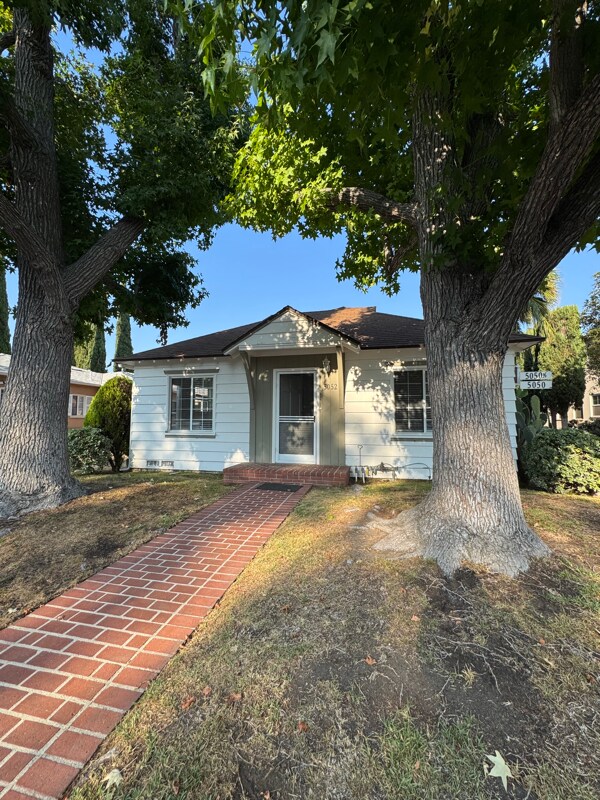 Building Photo - 5052 Colfax Ave