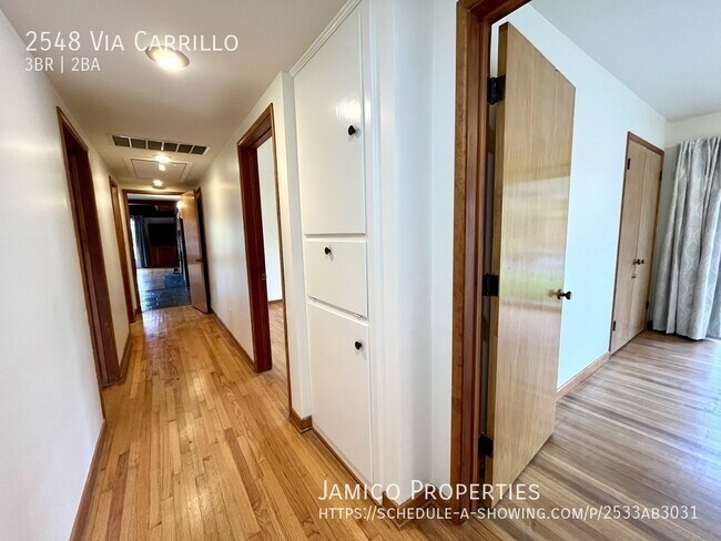 Building Photo - 2548 Vía Carrillo