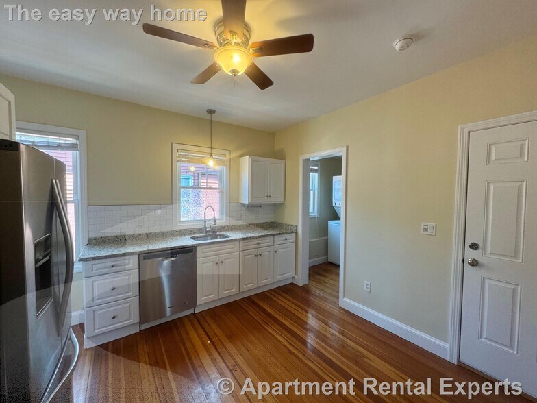 Building Photo - 86 Morrison Ave