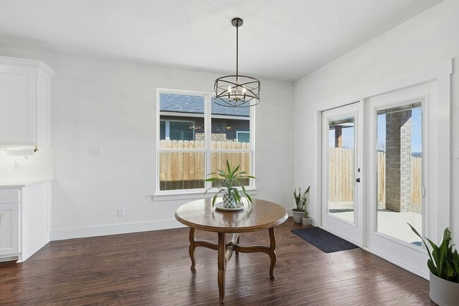 Building Photo - 1656 Whiterock Dr