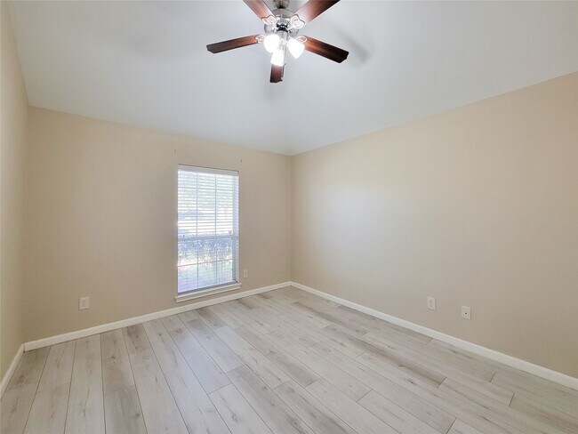 Building Photo - 9514 Garnet Falls Ln