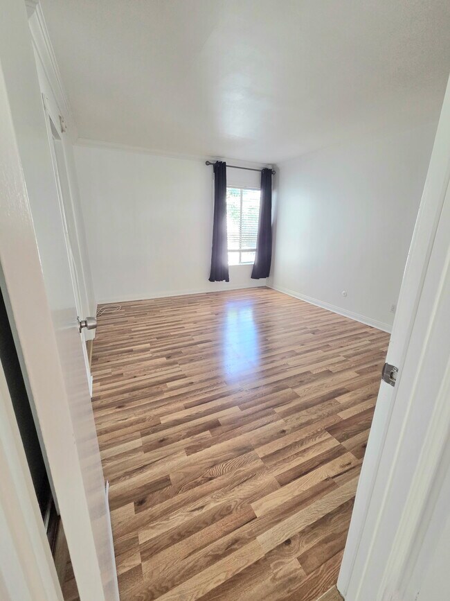 Building Photo - 5700 Etiwanda Ave