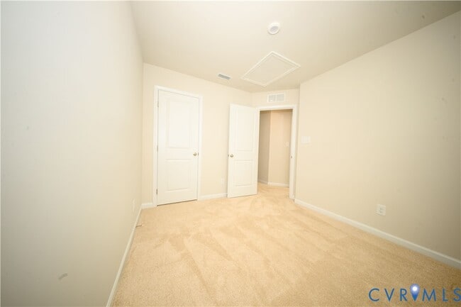 Building Photo - 5345 Canterbury Rdg Ct
