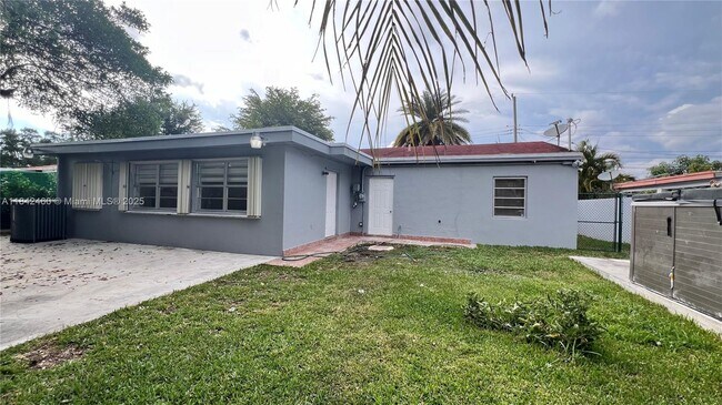 Building Photo - 7380 SW 36th St