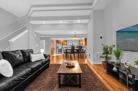 Building Photo - 14590 Damai Ln