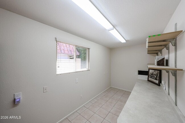 Building Photo - 9821 N 110th Ave