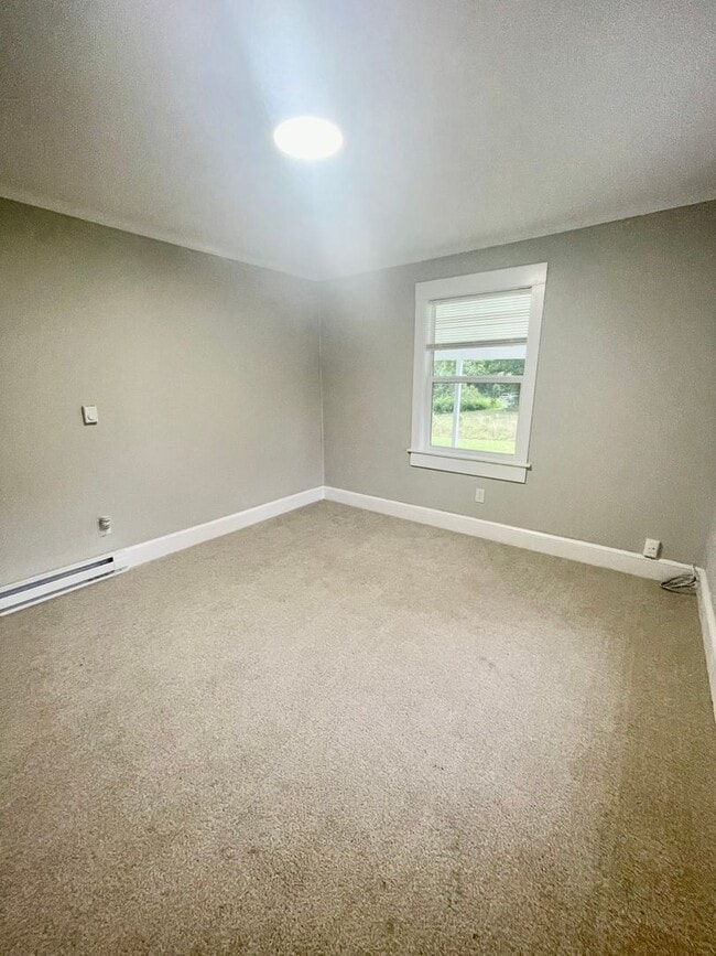 Building Photo - Welcome to this Beautiful Newly Renovated ...