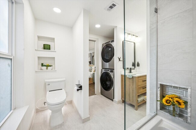 Building Photo - 4901 Prock Ln