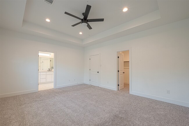 Building Photo - 13419 Scott St