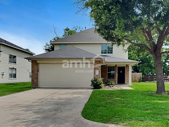 Building Photo - 22270 Queenbury Hills Dr