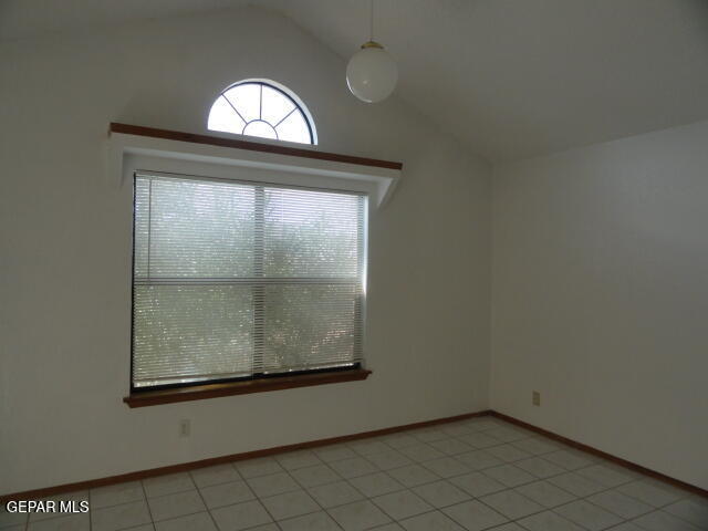 Building Photo - 1101 Sun Shadow Dr