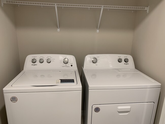 Washer & Dryer - 15373 Wildflower Cir