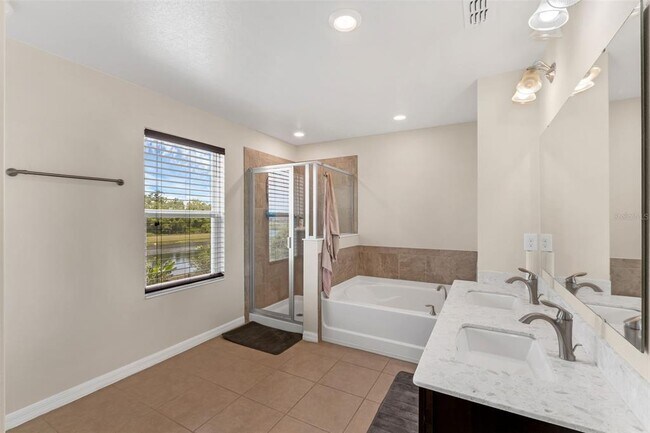Building Photo - 12143 Sumter Dr