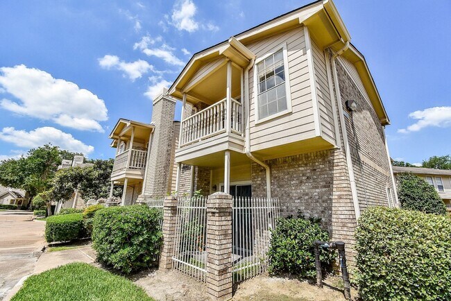 Building Photo - 7575 Cambridge St