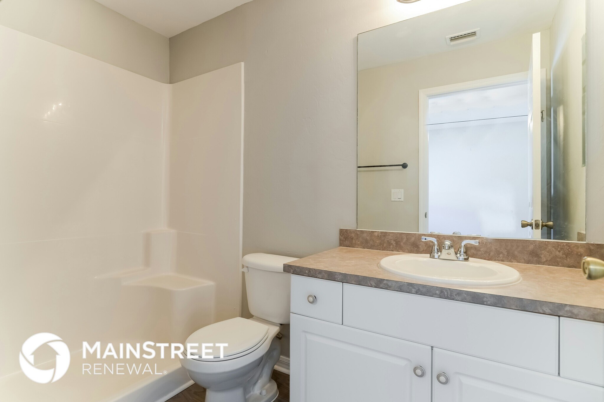 Building Photo - 4173 Pincushion St