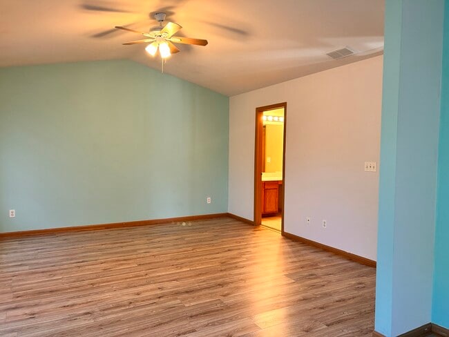 Building Photo - 1769 Rebecca Dr