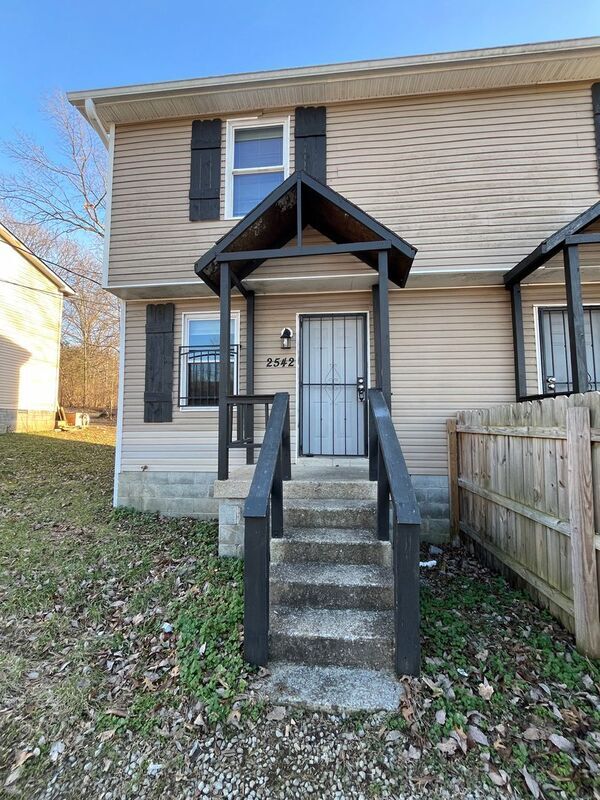 Building Photo - 2542 Highland Trace Dr