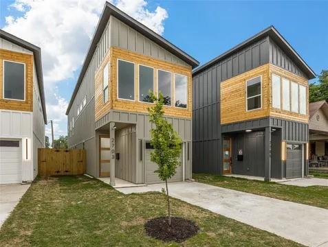 Building Photo - 2703 Birmingham Ave