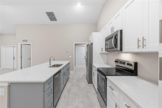 Building Photo - 1913 NW 30th St