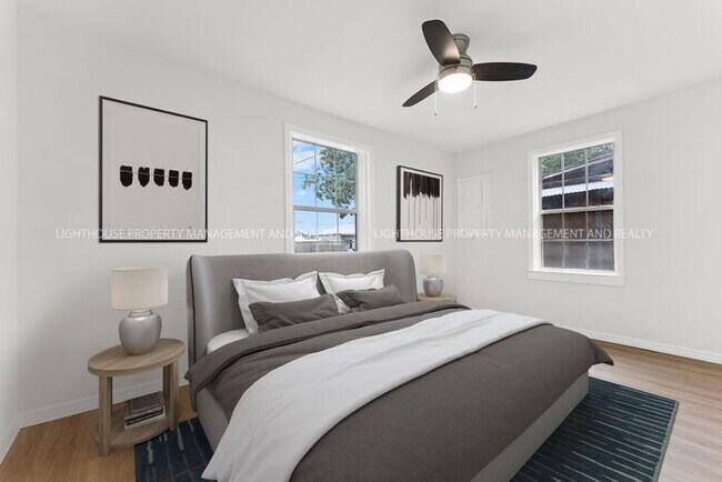 Building Photo - Charming Newly Renovated 2-Bedroom Home Near Murray Hill!