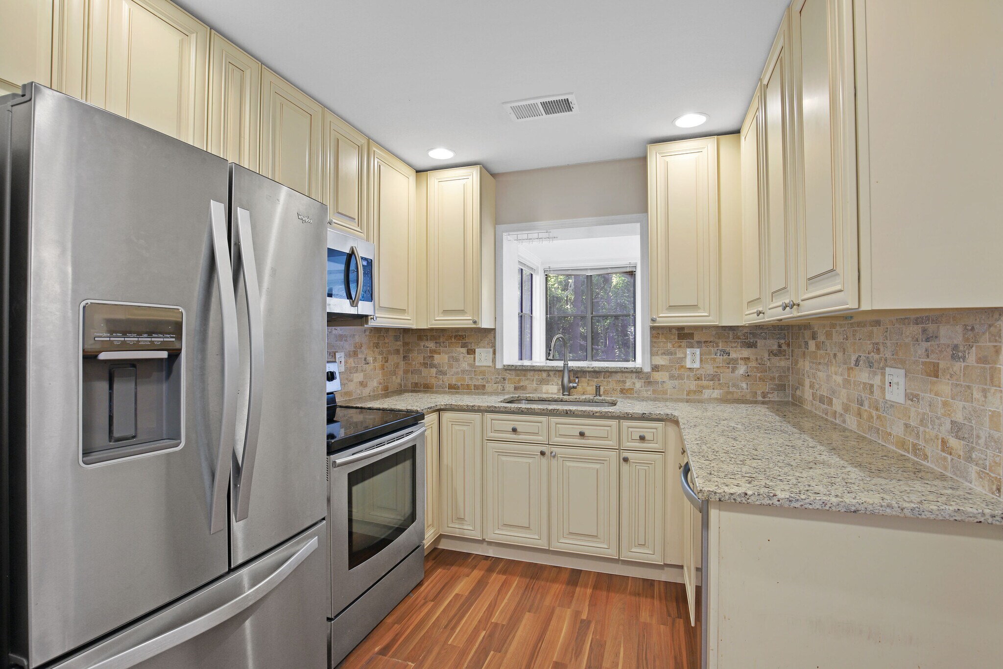 Building Photo - 93 La Rue Pl NW