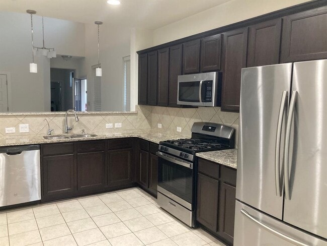 Building Photo - 12410 Maypole Bend