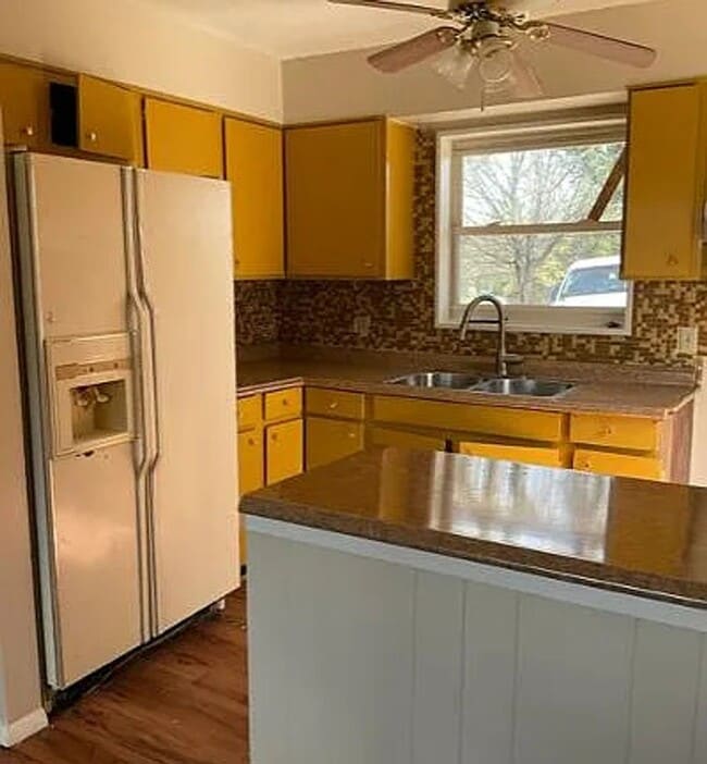 Building Photo - Knoxville 37930 - 3 bedroom, 1 bath home -...