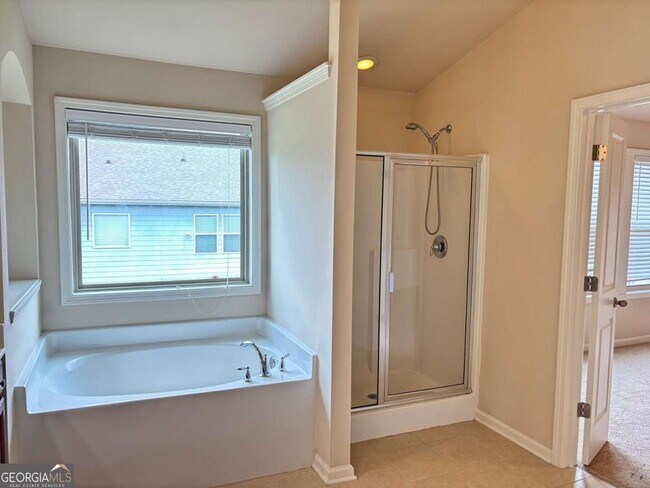 Building Photo - 1012 Haley Woods Ct