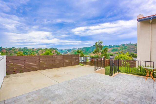 Building Photo - 2635 San Clemente Terrace