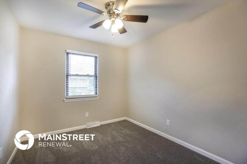 Building Photo - 1604 N Glen Ellyn St