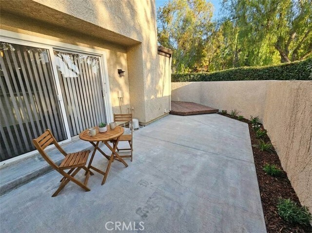 Building Photo - 7 Stanford Ct