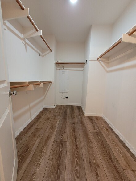 Building Photo - 1485 Mosaic Gln