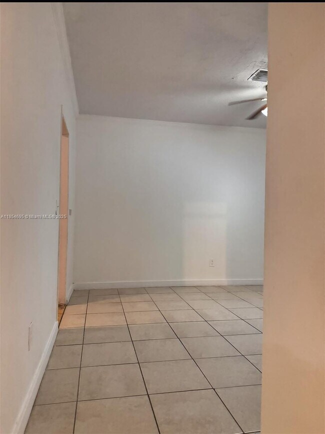 Building Photo - 2410 NW 34th St