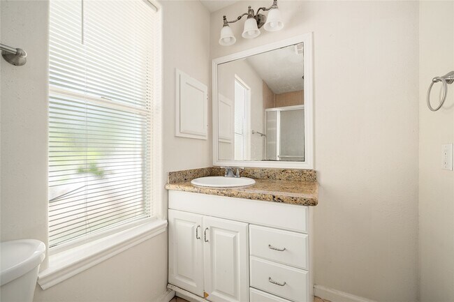 Building Photo - 2603 Hollymist Dr