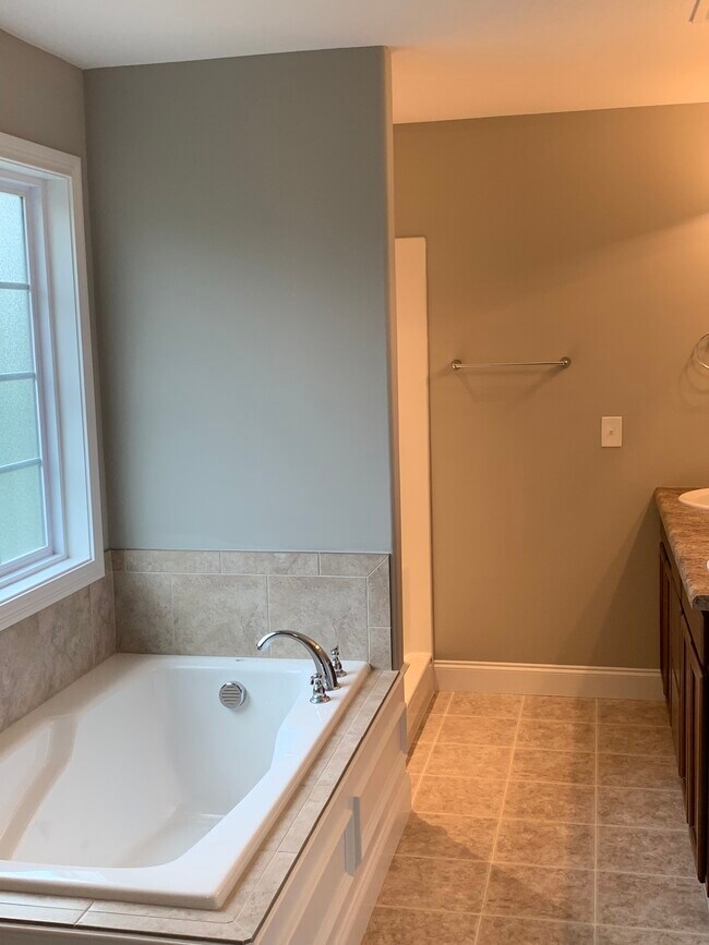Building Photo - 3414 Pond Run Way