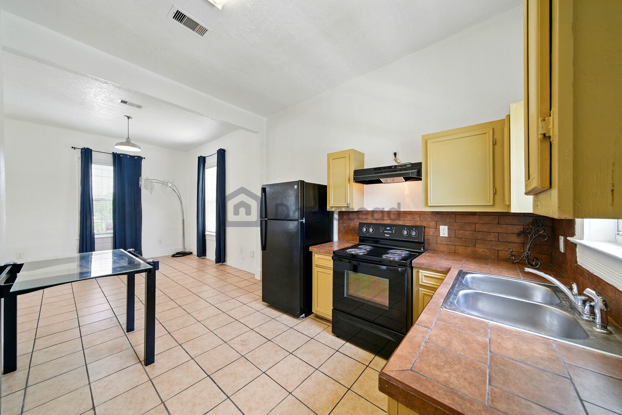 Building Photo - 814 35th St